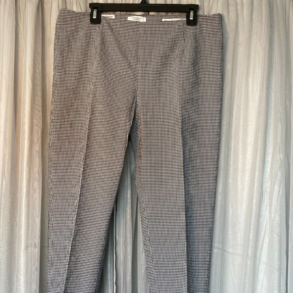 Peserico Black and White Checkered Capri Style Pants (Sz. 14)  (EUC) - Picture 1 of 9